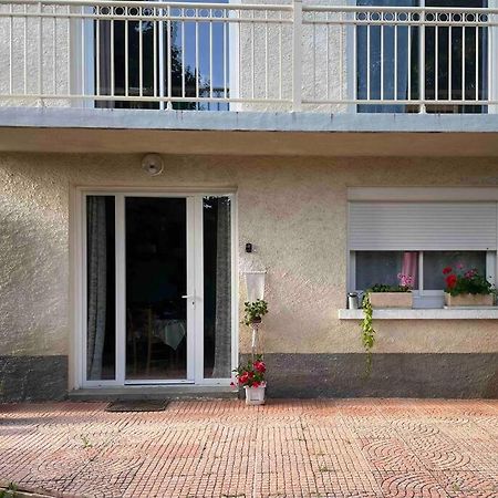 Logement Au Calme Pres D'Aurillac Sansac-de-Marmiesse Exterior foto